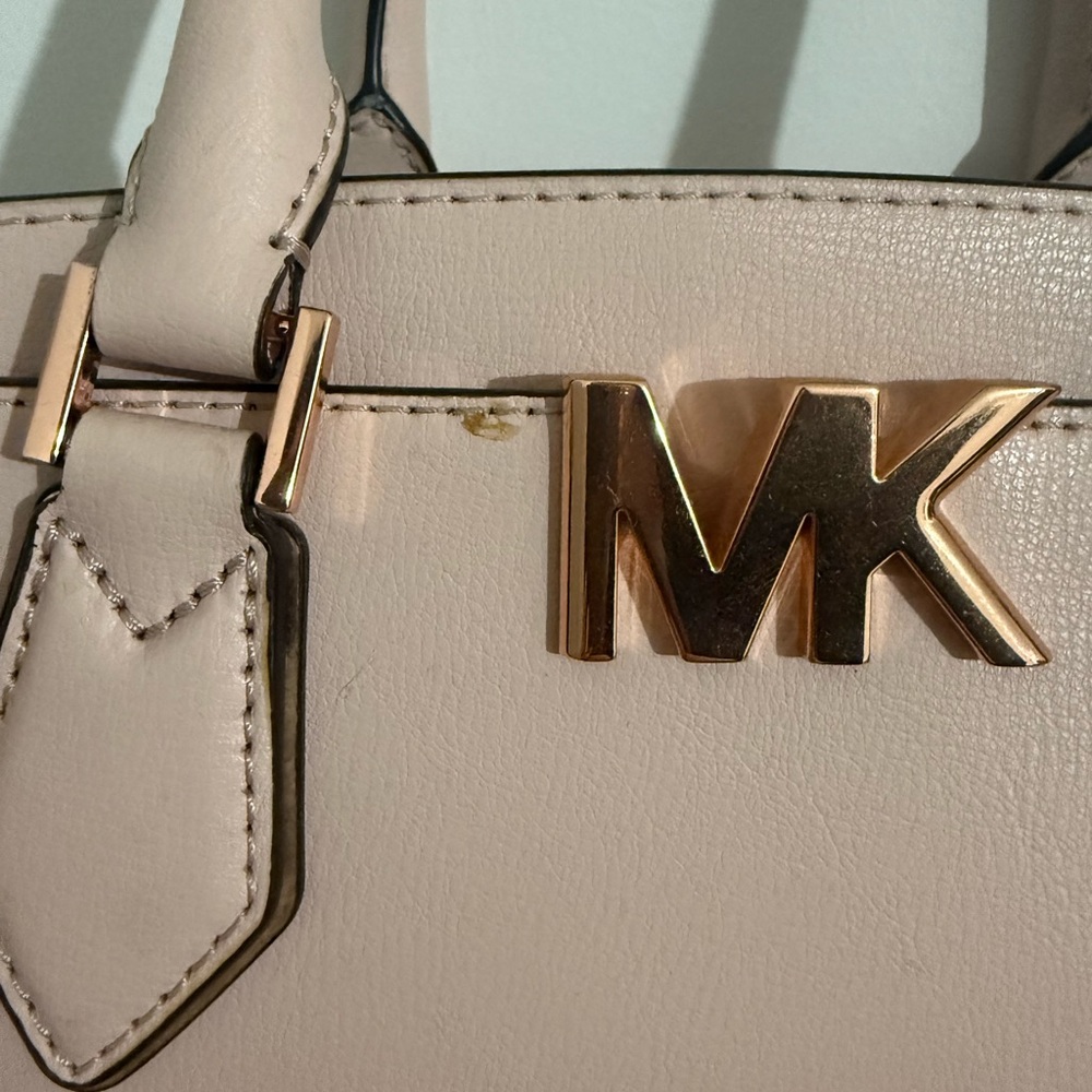 Michael Kors Handbag - Picture 2 of 10